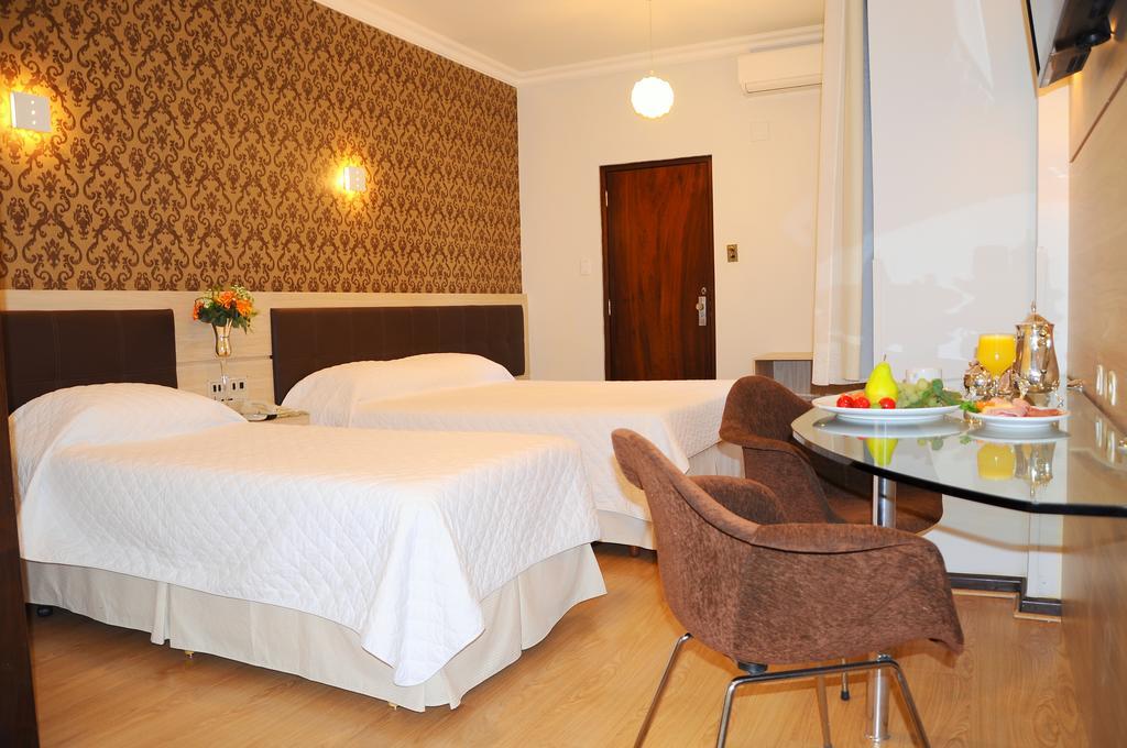 Curitiba Palace Hotel Værelse billede